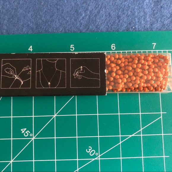 NWT Uno Magnetic Jewelry by Luis Pons: braves chain and magnet - Picture 3 of 5